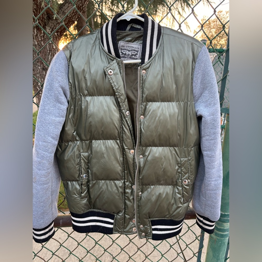 Levi’s bomber jacket